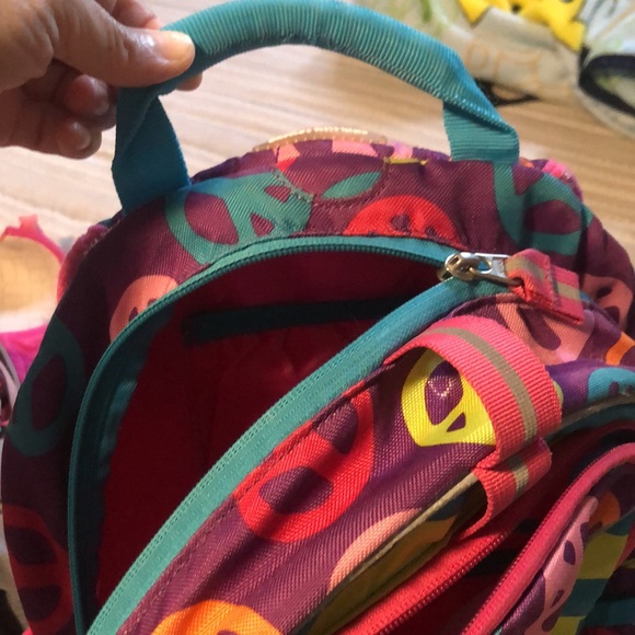 Garnet Hill backpack and lunch bag - Picture 4 of 10